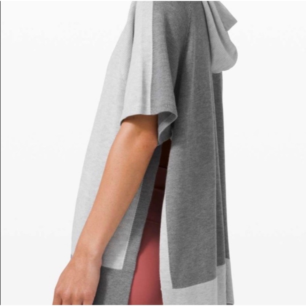 Lululemon Opened Up Poncho Heathered Core Ultra Light Grey Asphalt XS/S W9CZLS